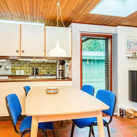 5 Person Holiday In N Rre Nebel